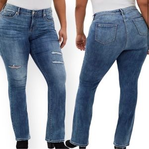TORRID MID RISE SLIM BOOT JEAN - SUPER SOFT light wash distressed size 22 T